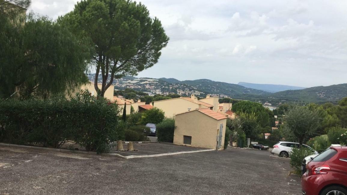 T2 Rez De Jardin 300M Plage De Beaucours Sanary Sur Mer Екстер'єр фото